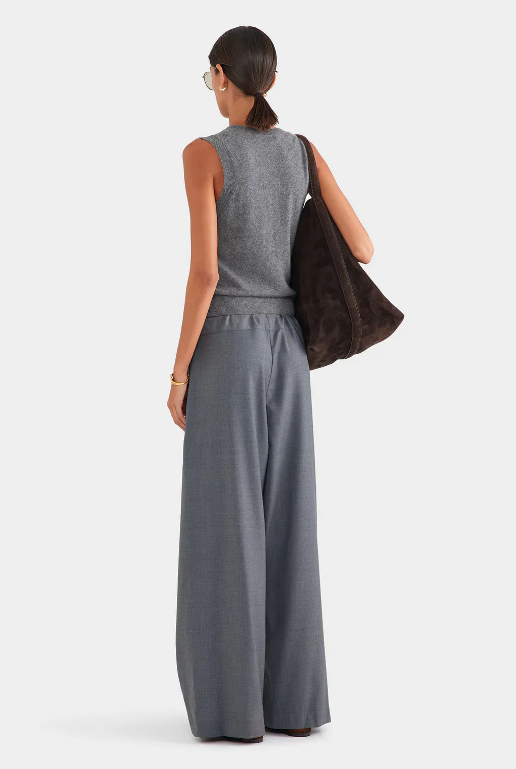 Sleeveless cardigan